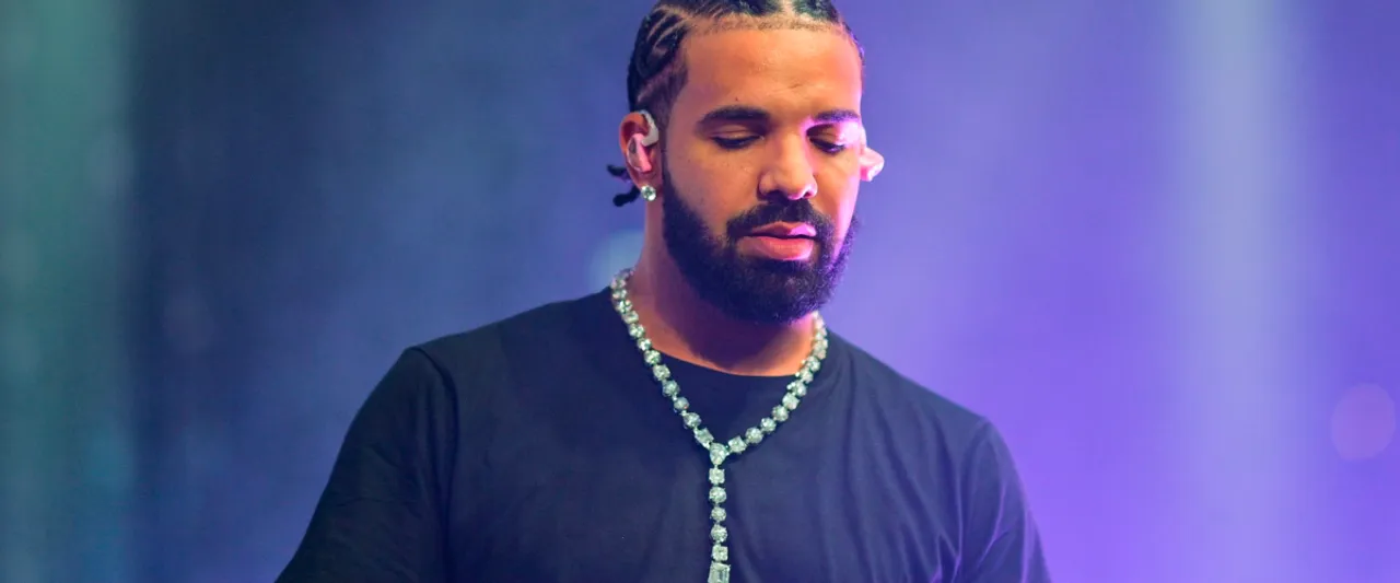 Drake’s Custom Necklace Symbolises The 42 Times he Nearly Proposed