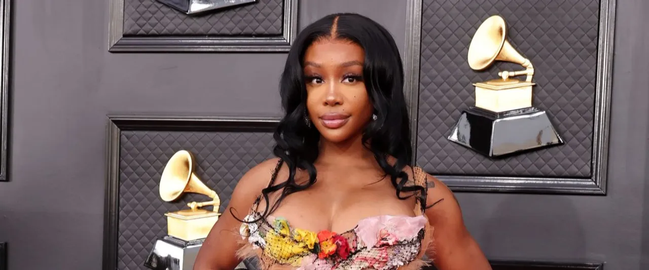 SZA Sparks Rumours of a Miley Cyrus Collaboration