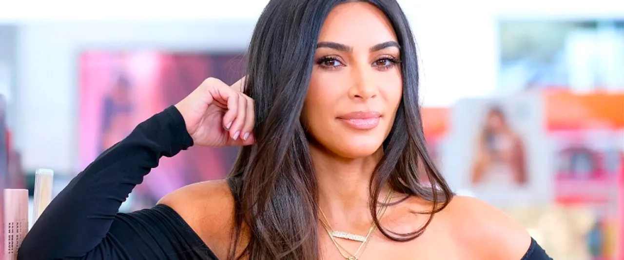 Kim Kardashian, Jennifer Lopez And Oprah Winfrey Get Together For a Selfie