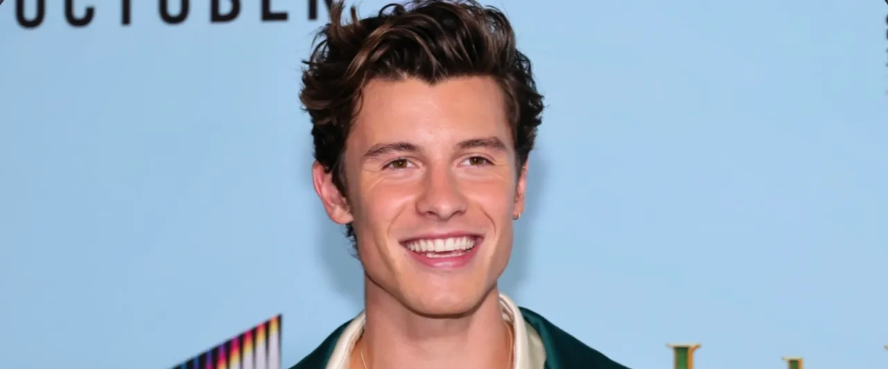 Shawn Mendes And Sabrina Carpenter Are Dating?