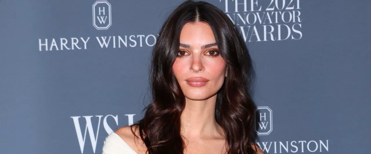 Emily Ratajkowski Opens up About The Kiss With Harry Styles