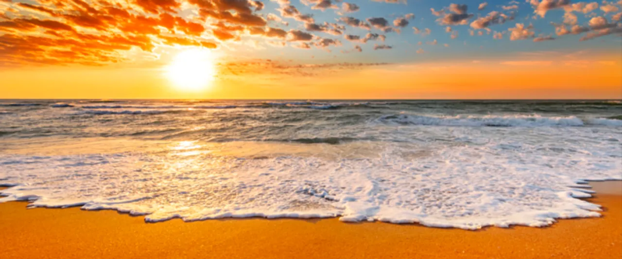 A Playlist For Your Perfect Beach Outing!