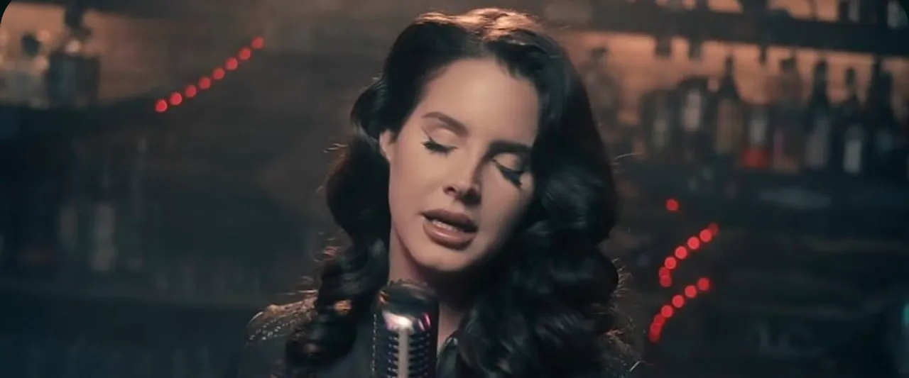 Lana Del Rey Live Debuts ‘Ocean Blvd’ Songs at First Concert in More Than Three Years