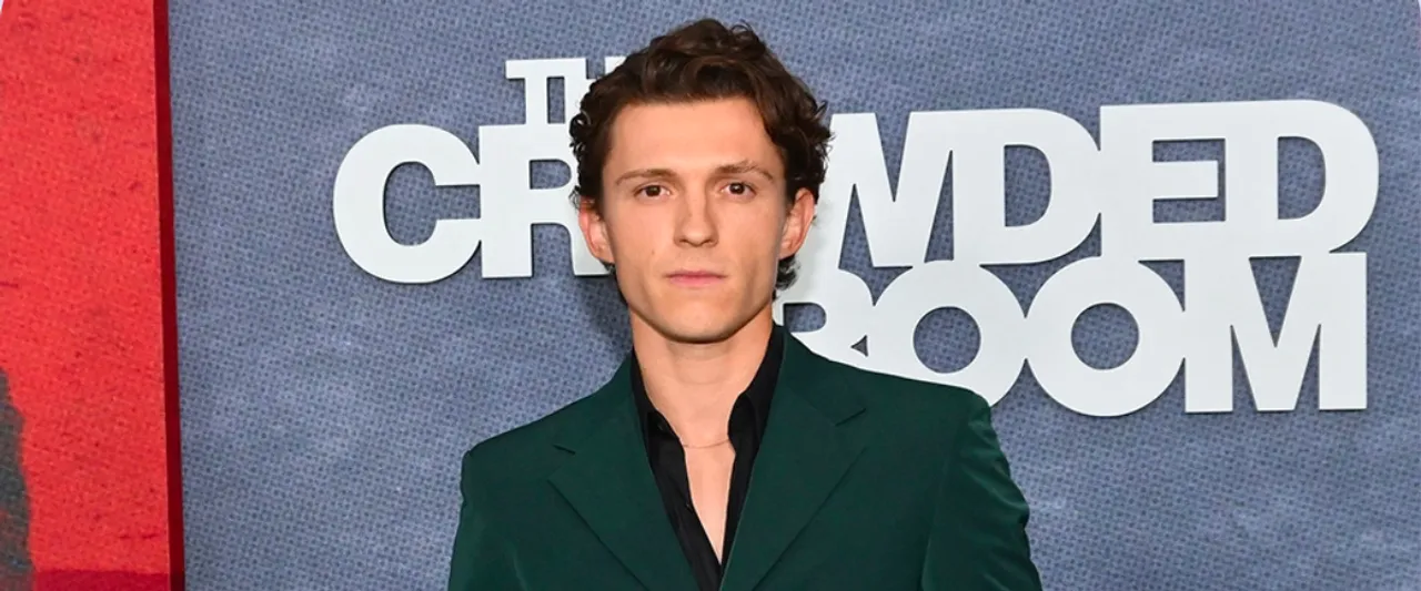 Tom Holland Acknowledges he Has "No Rizz", Says he is "Happy & in Love" With Zendaya