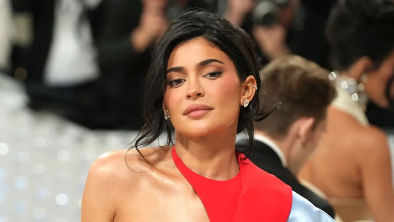 Kylie Jenner Captures Footage in The Shower And Pays Homage to Kim Kardashian's 'Iconic' Line