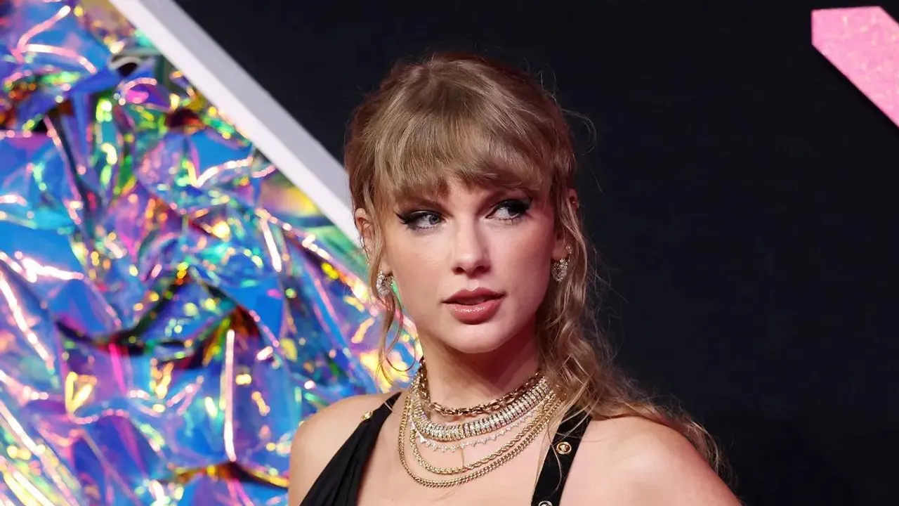 Taylor Swift Secures Golden Globes Nomination For Eras Tour Film 