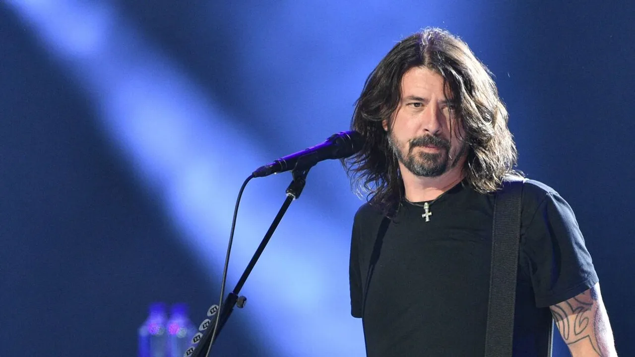 Dave Grohl Unveils Extended Live Version of Epic 23-Minute Instrumental, 'Play'