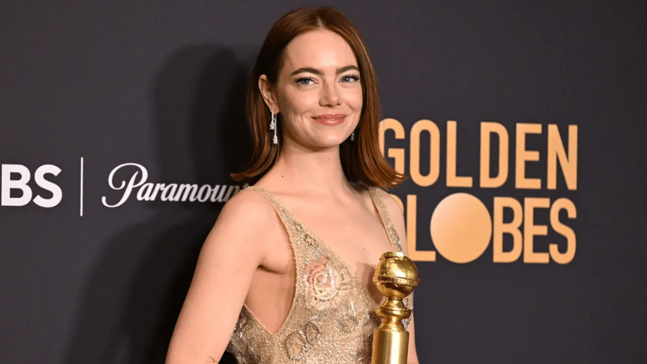 Emma Stone Applies to 'Jeopardy!' Every Year: "I Watch It Every Single Night"