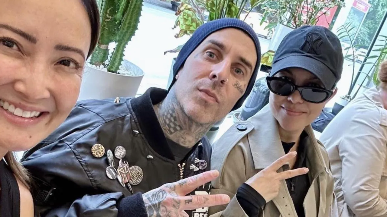 Kourtney Kardashian And Travis Barker Enjoy Lunch Date in Brisbane