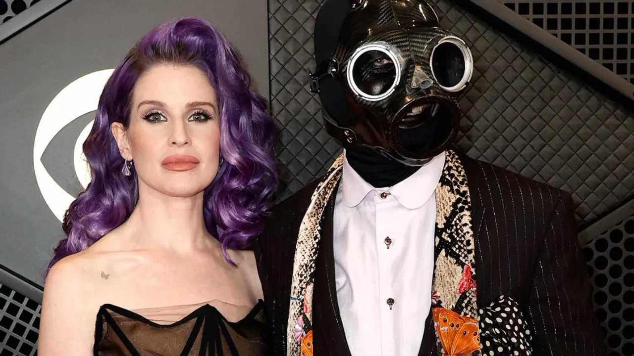 Kelly Osbourne and Slipknot's Sid Wilson Shine in Red Carpet Debut