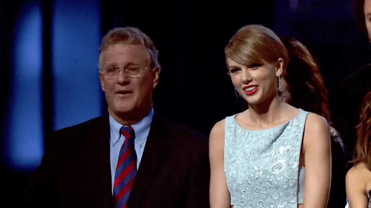 Pap Who Accused Taylor Swift's Father Of Alleged Assault Says He Will Forgive The Incident on One Condition