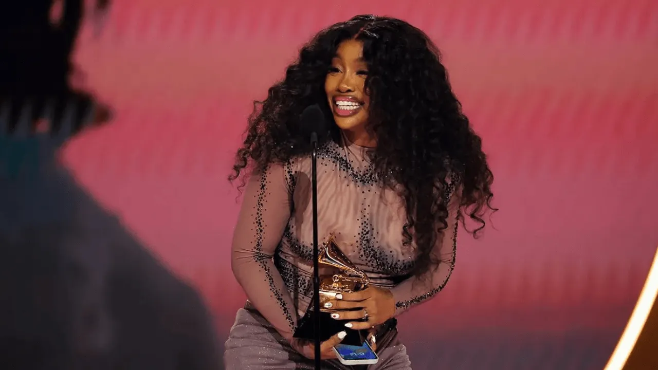 SZA Reveals Why Her Grammy Speech Was So Emotional