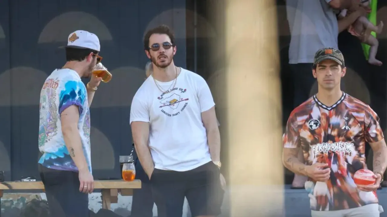 Joe Jonas And Stormi Bree Spotted Sharing a Kiss During Sydney Outing