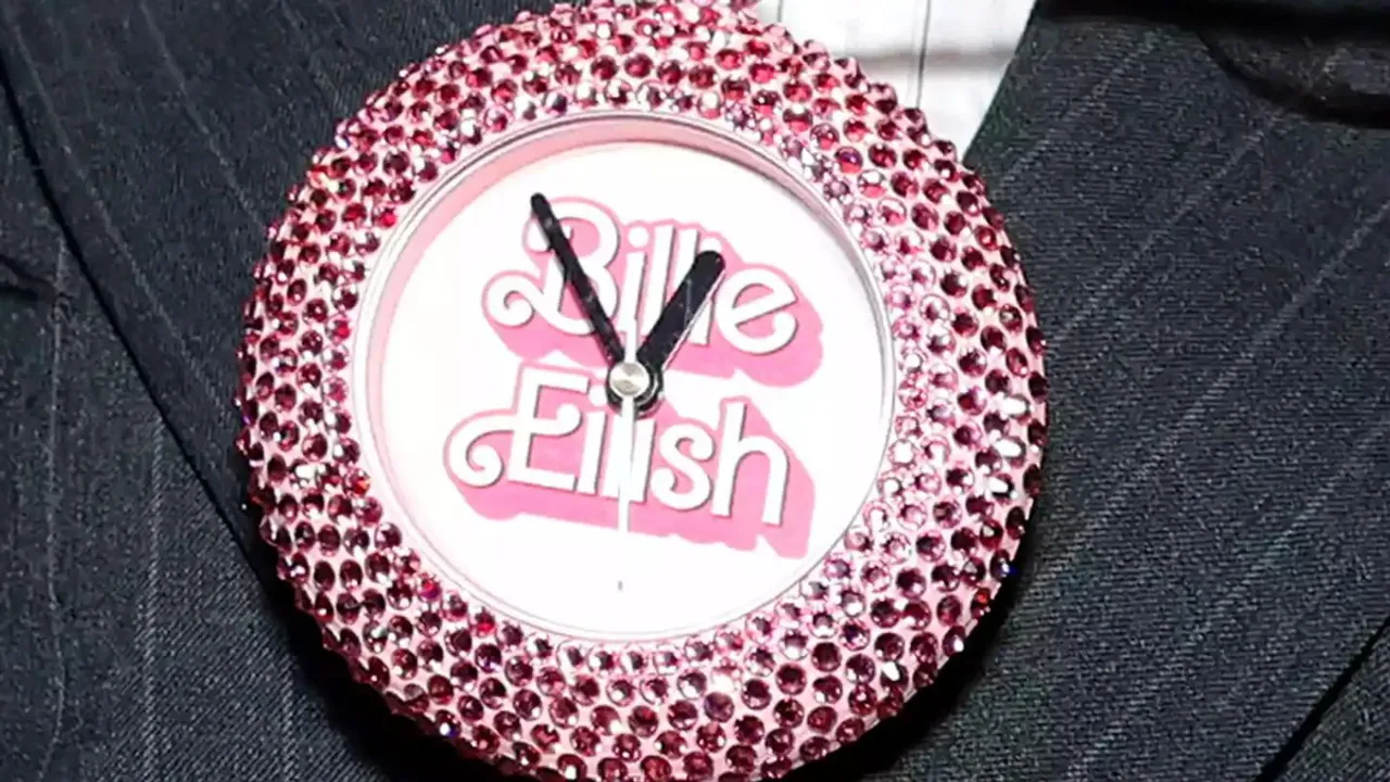 Flavor Flav Surprises Billie Eilish With Custom Barbie Clock Necklace at Oscars Afterparty