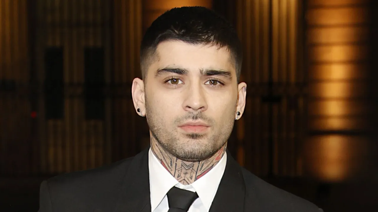 Zayn Malik Reveals Story Behind Signed 'Iron Man' Comic