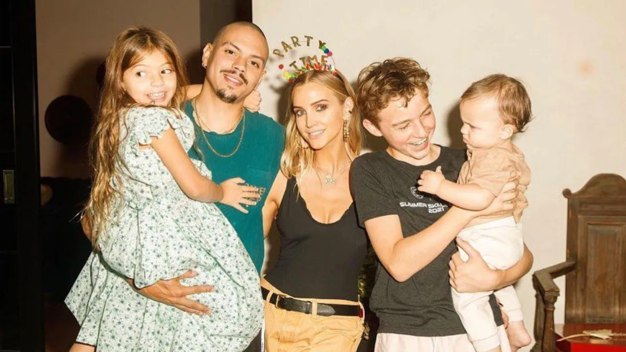 Ashlee Simpson Ross and Family Soak up The Sun in New Vacation Photos