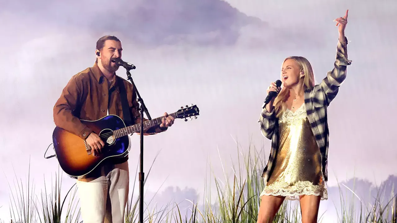 Kelsea Ballerini And Noah Kahan Mesmerize at 2024 ACM Awards With 'Stick Season' Duet