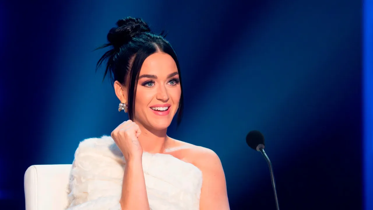 Katy Perry Gets Emotional During Final 'American Idol' Season Finale