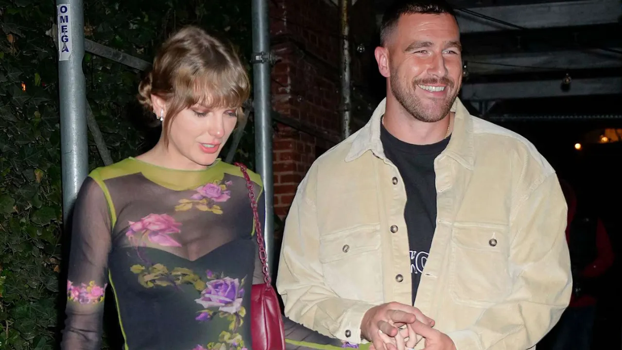 Travis Kelce Sports Lovestruck Cartoon Shirt for Date Night With Taylor Swift