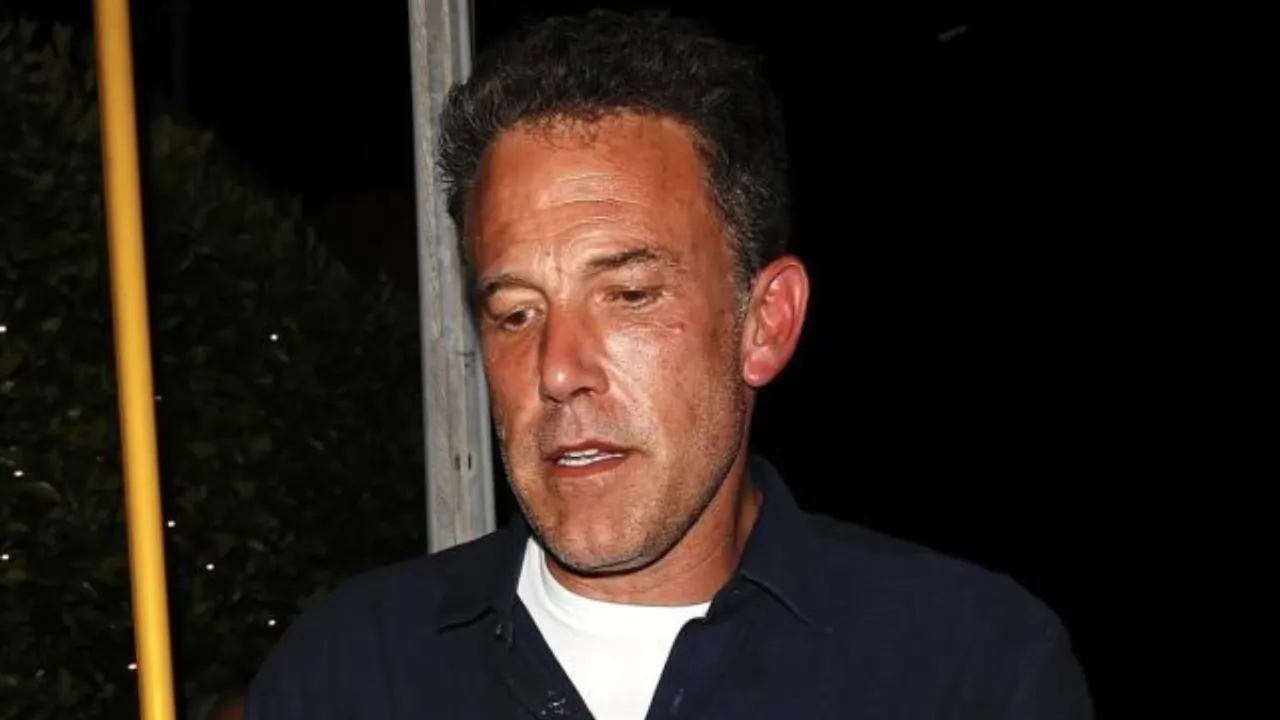 Ben Affleck Spotted With Wedding Ring in Santa Monica