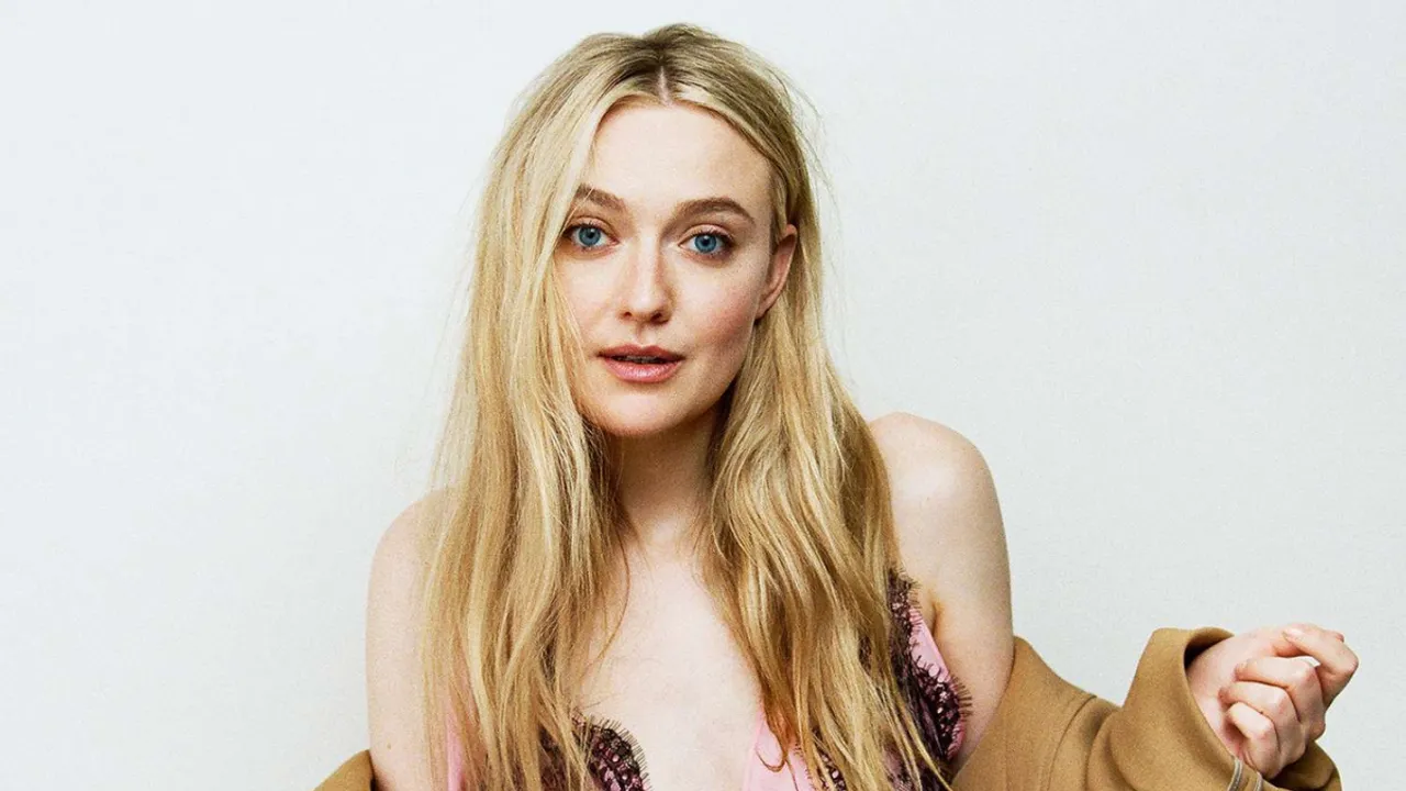 Dakota Fanning Gives Advice For Aspiring Child Actors: 'Keep Going As Long As You Love It'