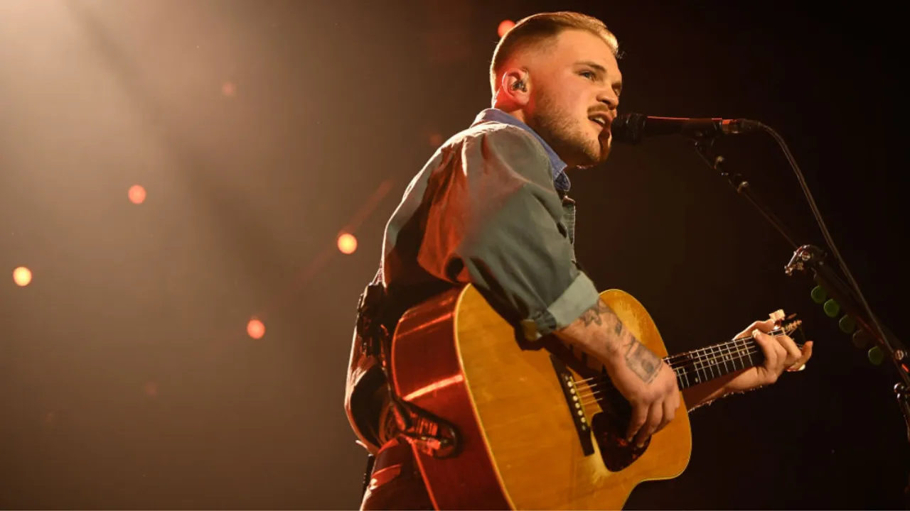 Watch Zach Bryan's Live Debut of New Songs '28' And 'Pink Skies'