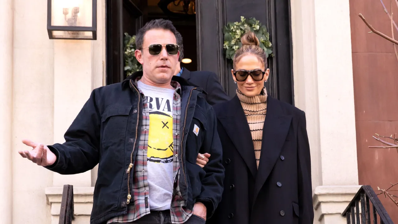 Ben Affleck and Jennifer Lopez Reunite in Los Angeles After Her Solo Trip