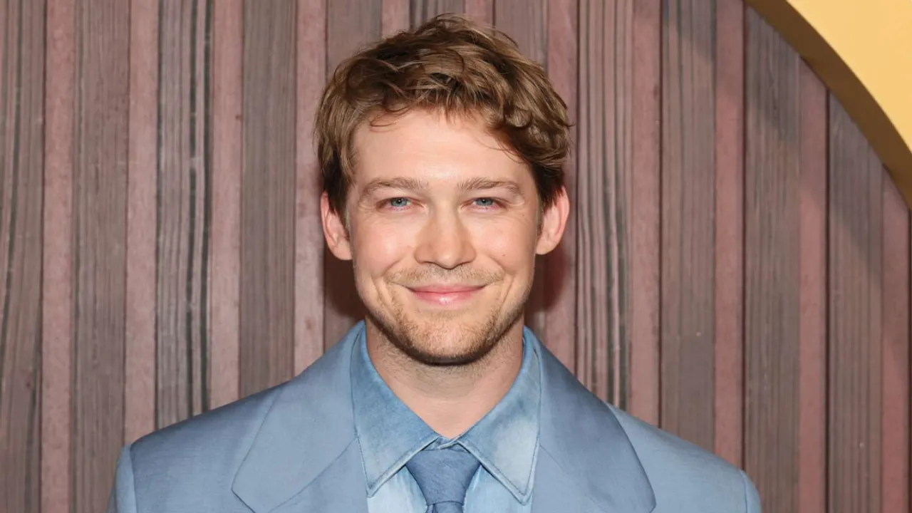 Joe Alwyn Makes First Red Carpet Appearance Since Taylor Swift Breakup