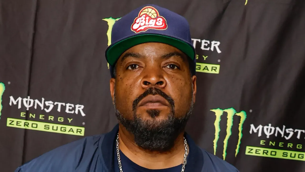 Ice Cube Endorses Drake And Kendrick Lamar's Feud: "As Long as it Doesn't Get Physical"