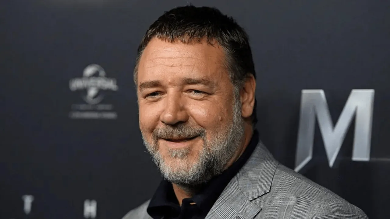 Russell Crowe Shares Why He Rejected The Aragorn Role in 'LOTR'