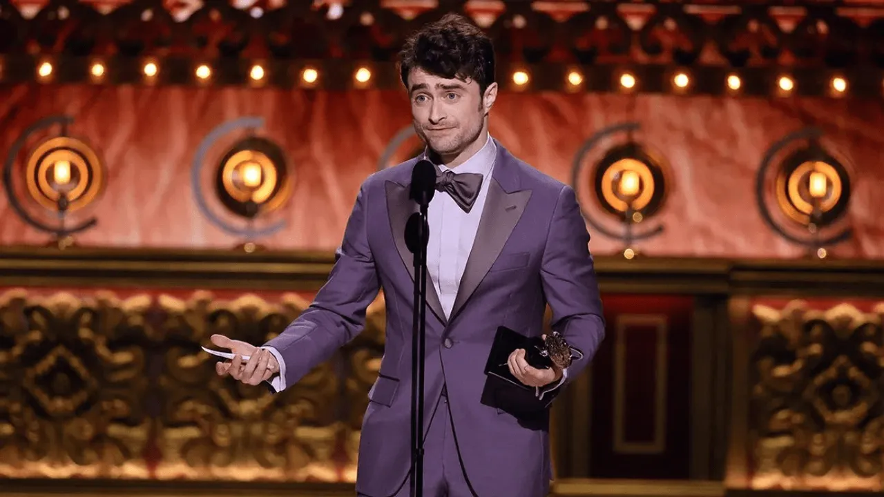 Daniel Radcliffe Wins His First Tony Award!