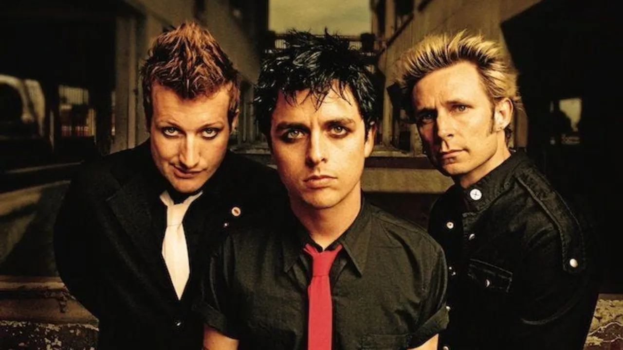 ‘Boulevard of Broken Dreams’ by Green Day