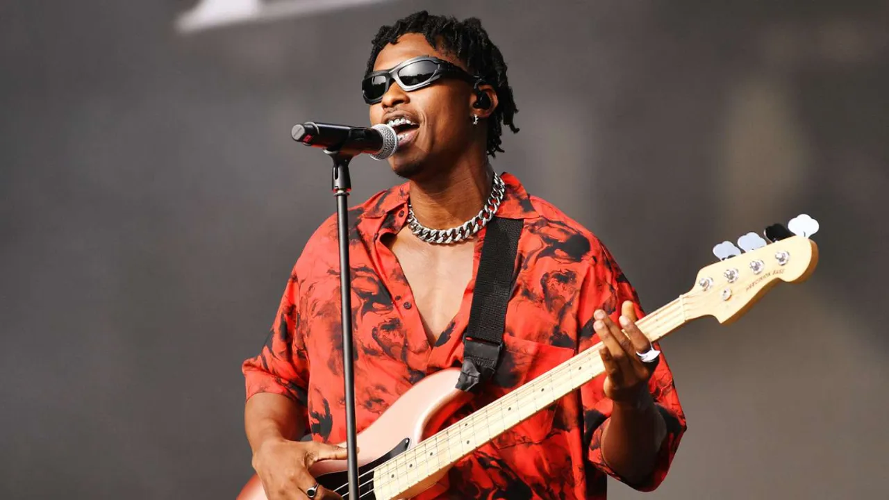Lucky Daye Praises Bruno Mars as a “Genius”: “Like a Dream”