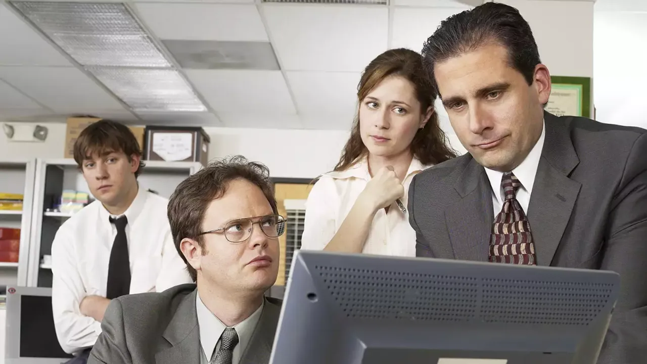Jenna Fischer Says ‘The Office’ Cast Used Instant Messaging to Film Scenes