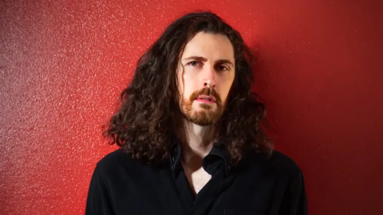 Hozier Reveals Drunken Story Behind Hit Song ‘Too Sweet’: “I Probably Would Go to My Grave”