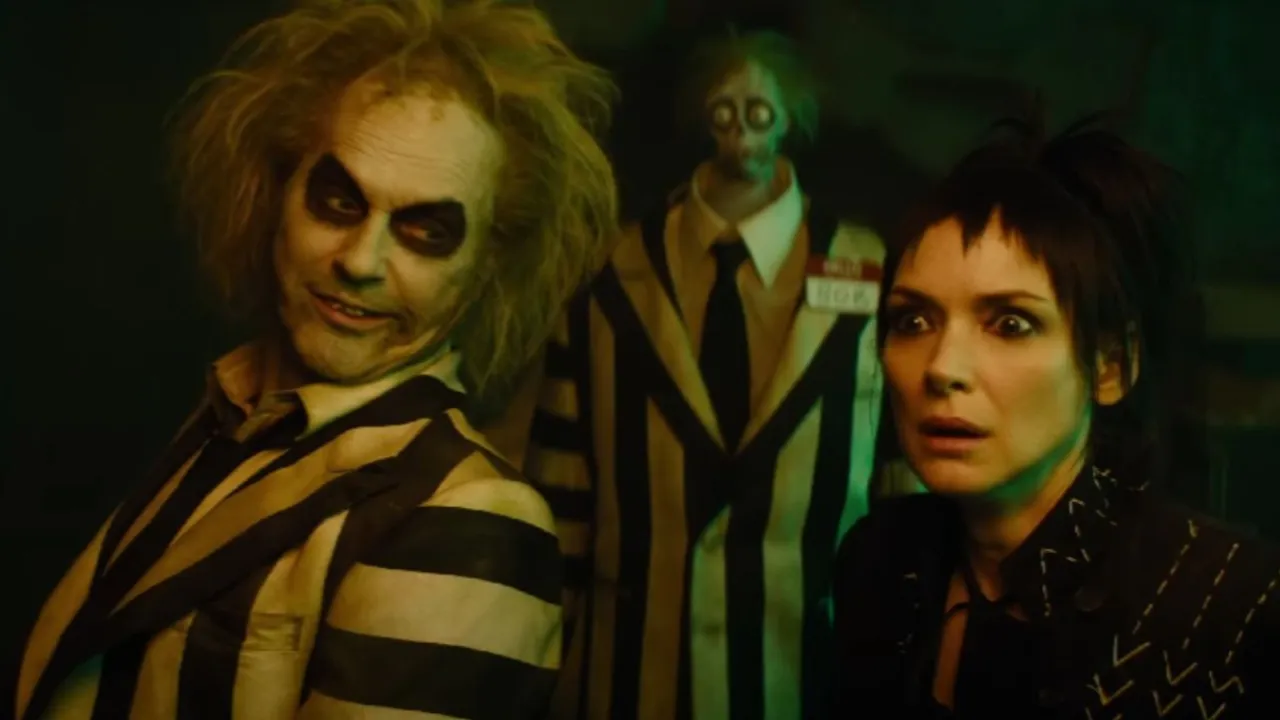 Jenna Ortega And Winona Ryder Recall 'Weird' Sandworm Scene Filming in Tim Burton's ‘Beetlejuice’