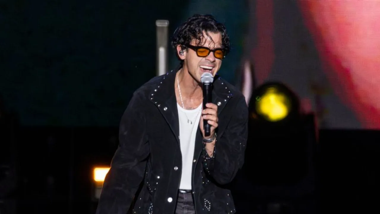 Joe Jonas Announces That His New Solo Album Will Feature Numerous Duets