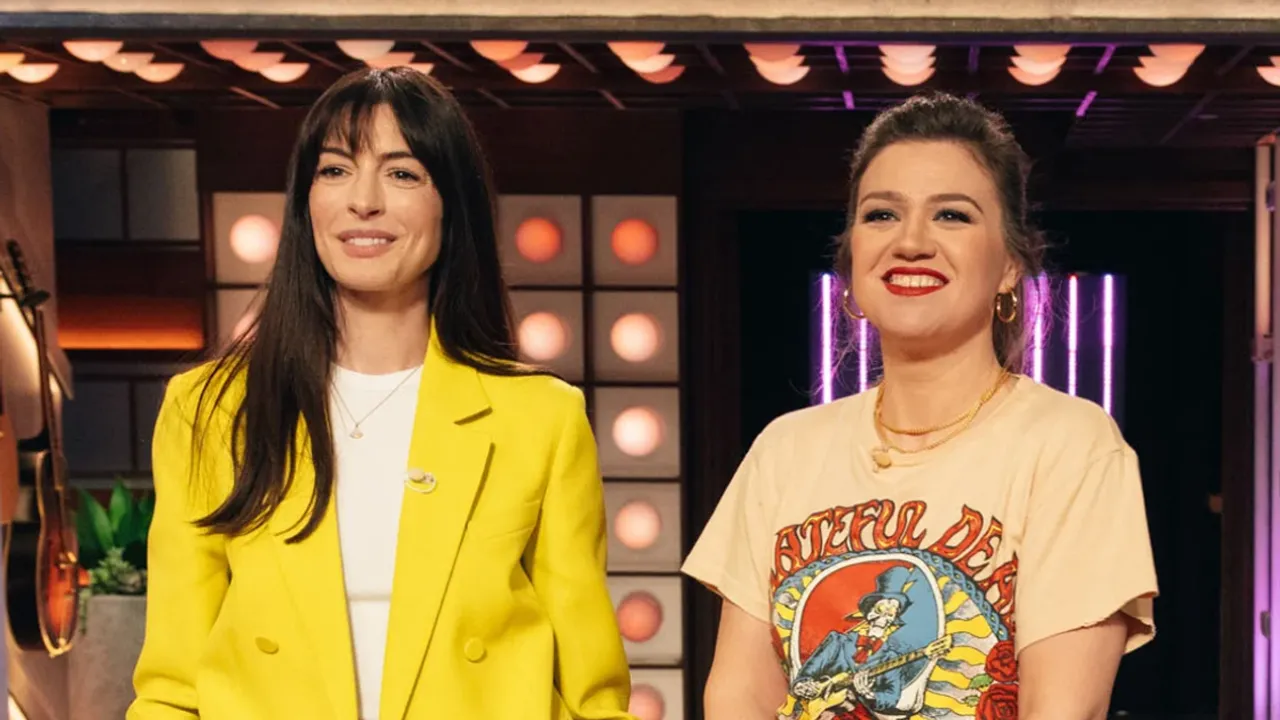 Anne Hathaway Celebrates 20th Anniversary of ‘Princess Diaries 2’ With Special Kelly Clarkson Tribute