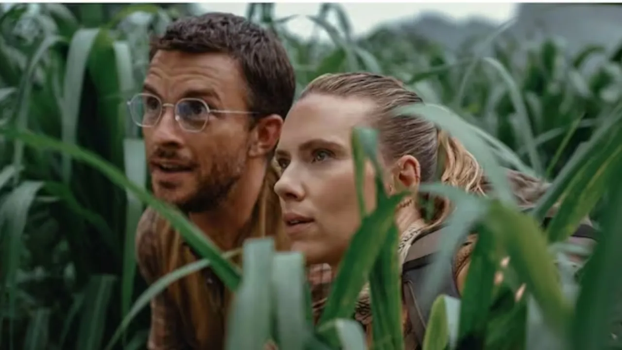 ‘Jurassic World’ Rebirth Unveils First Look at Scarlett Johansson And Jonathan Bailey’s Characters