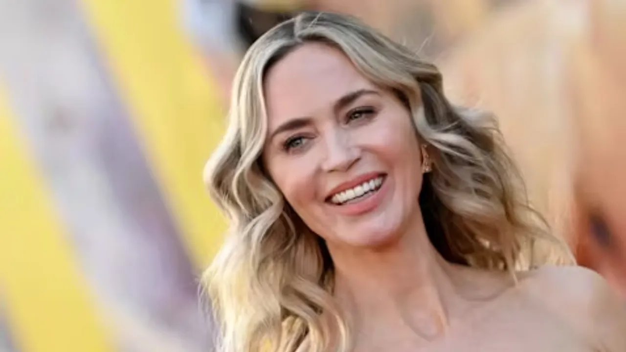 Emily Blunt Preps For 'Devil Wears Prada' Sequel With 'Good Eye Makeup’