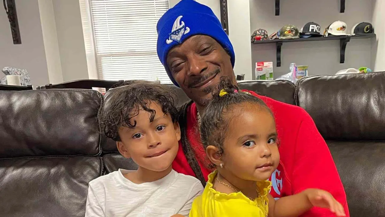 Snoop Dogg Reveals He Dresses Up as Baby Shark for His Grandkids