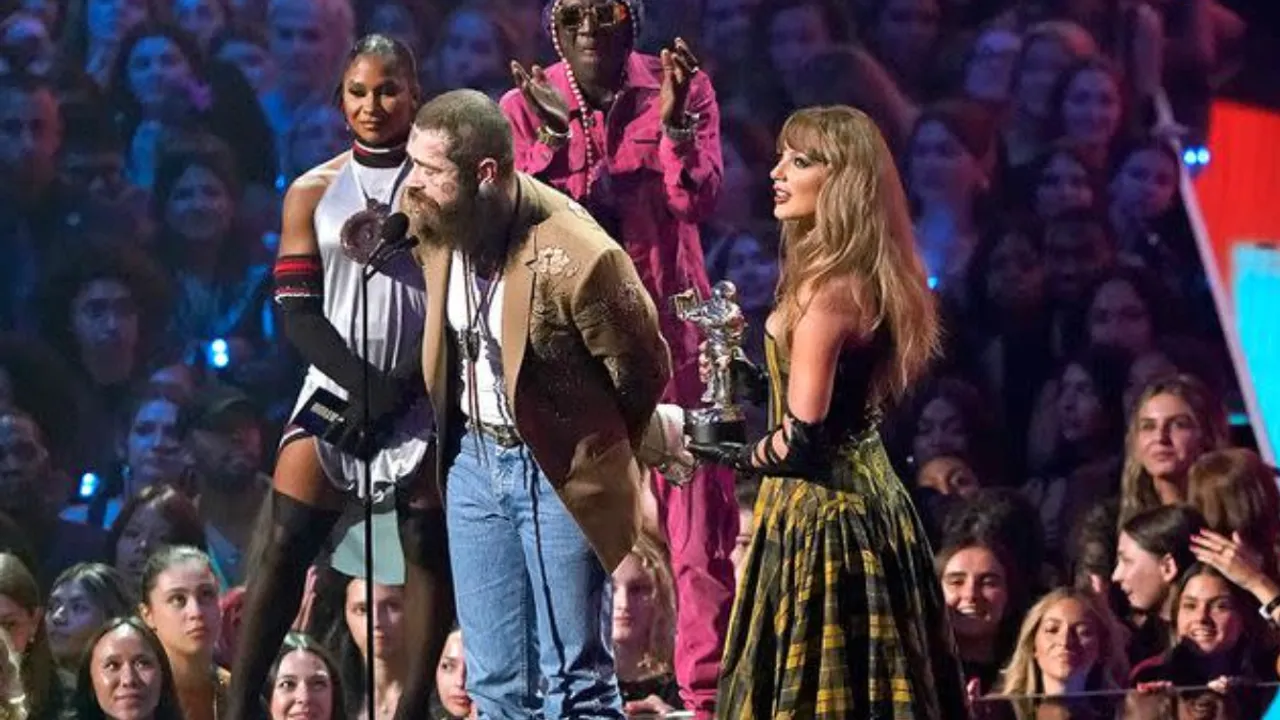 Taylor Swift Jokes It Took 'Forever' for Post Malone to Stop Calling Her 'Ma'am' During 2024 VMA Win