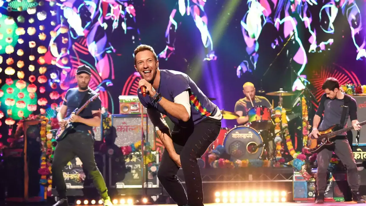 Coldplay Serenades Fan in Unforgettable Moment: “Nothing Will Ever Compare”