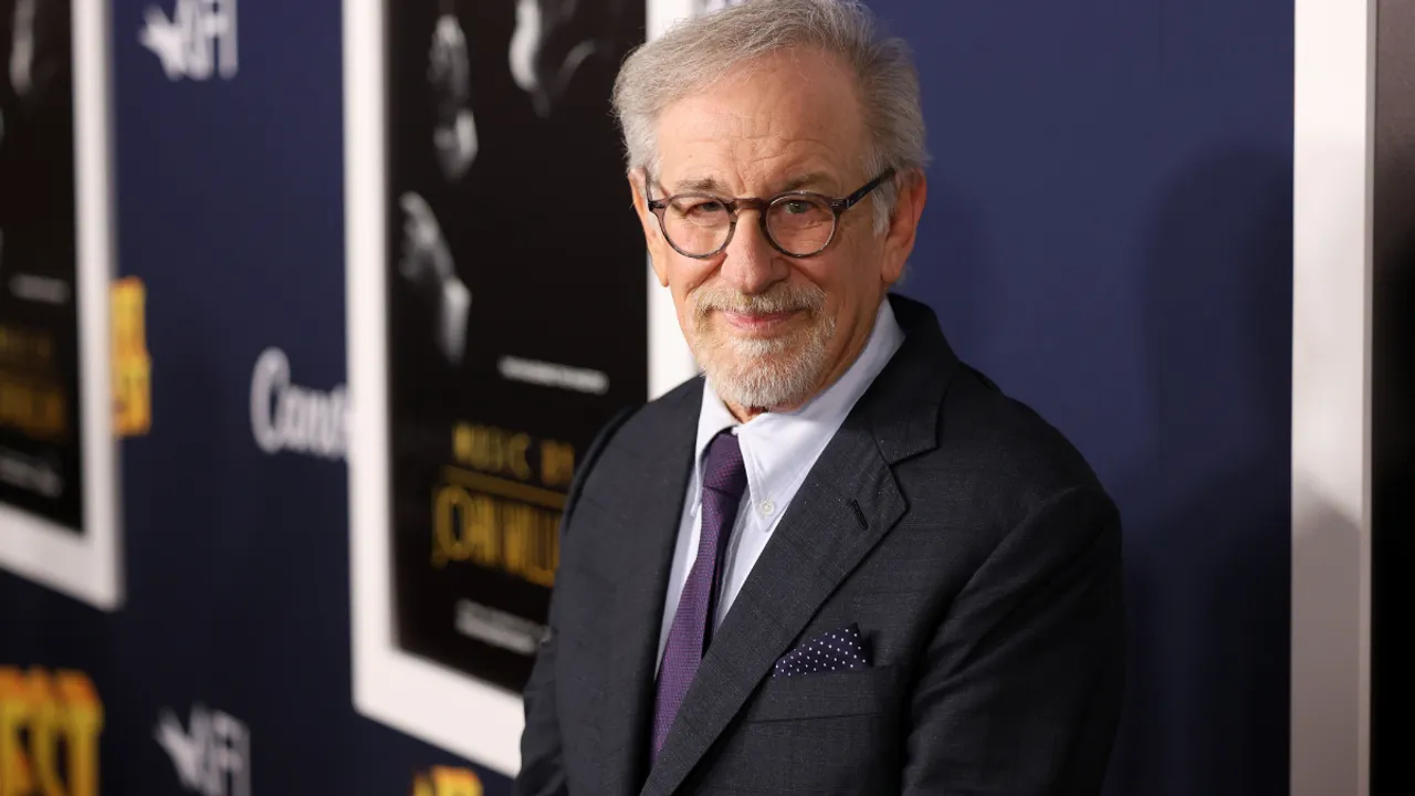 Steven Spielberg Reflects on Directing Young Drew Barrymore in ‘E.T.’