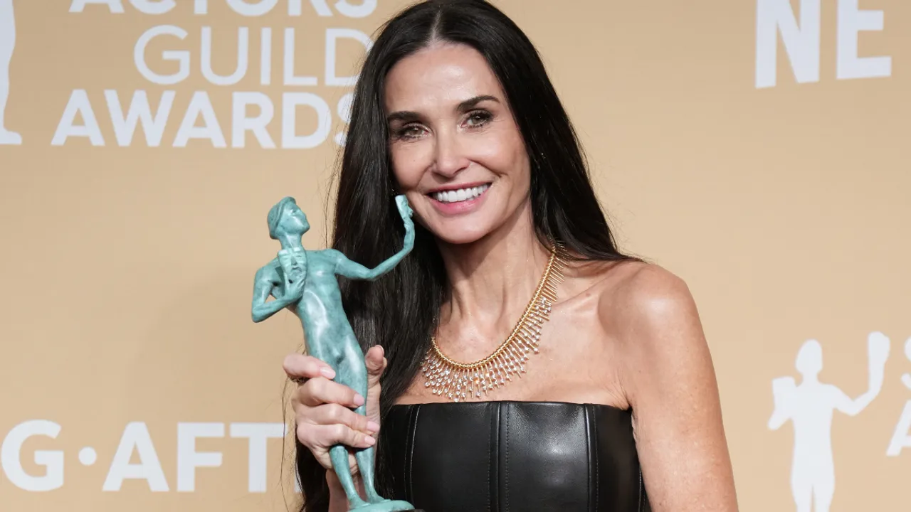 Demi Moore Praises Fellow Actors in Inspiring SAG Awards 2025 Win for ‘The Substance’