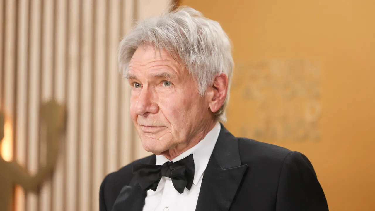 Harrison Ford Caught Snacking on Camera During Jessica Williams' SAG Awards Speech