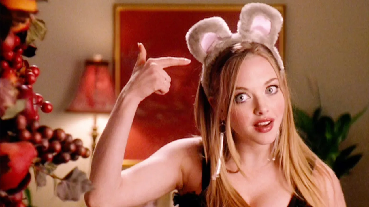 Amanda Seyfried Hopes ‘Mean Girls’ Is Remembered 'On My Grave' — Calls It 'A Perfect Movie'