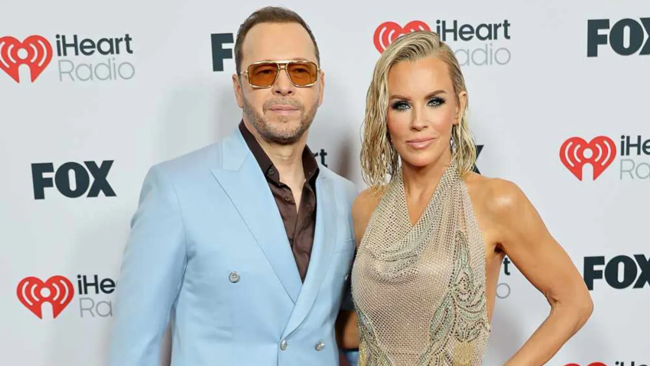 Jenny McCarthy and Donnie Wahlberg Glamorous Date Night at 2025 iHeartRadio Music Awards