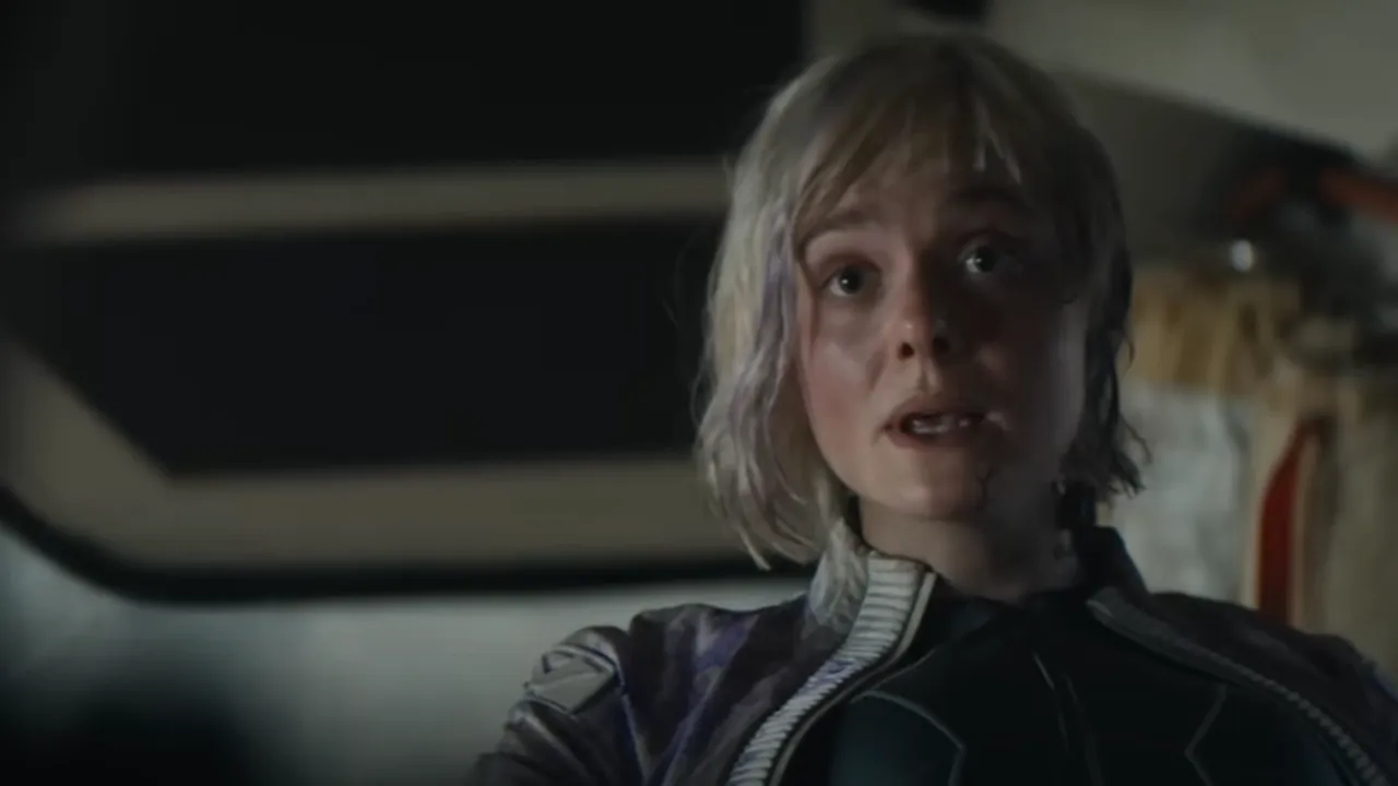 ‘Predator: Badlands’ Trailer Teases Elle Fanning Forming an Unlikely Alliance in Sci-Fi Thriller