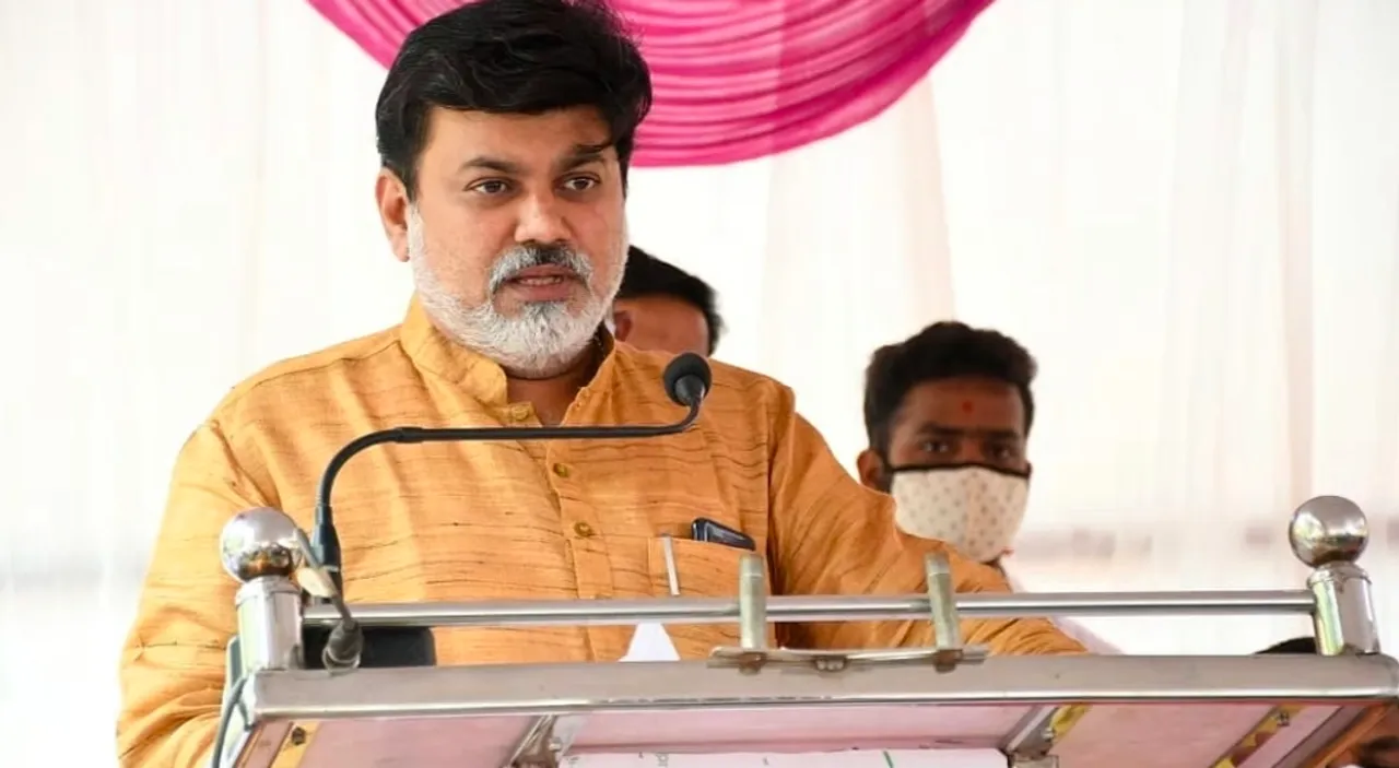minister 